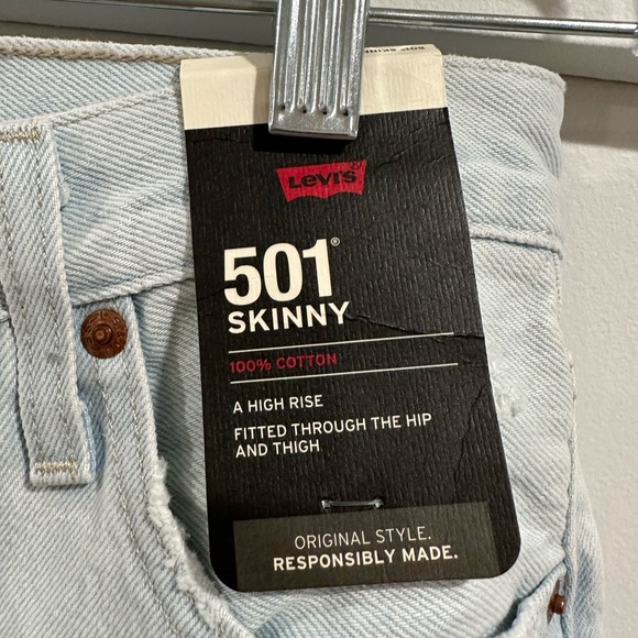 Levi’s 501 Skinny Jeans - Picture 3 of 4